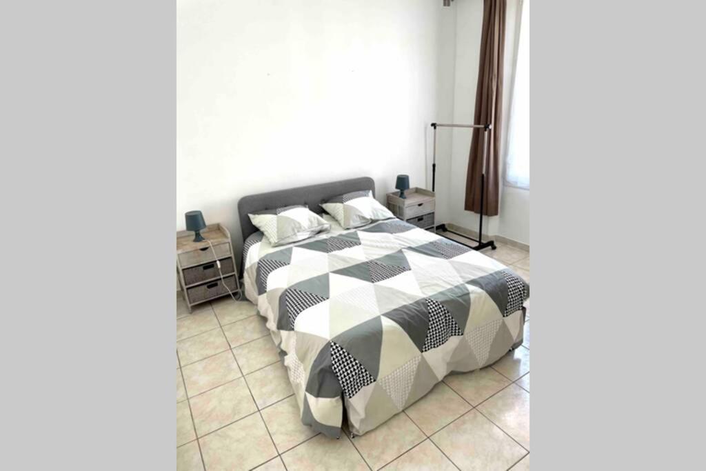 Bel Appartement - Hyper Centre - 2 Pieces คานส์ ภายนอก รูปภาพ