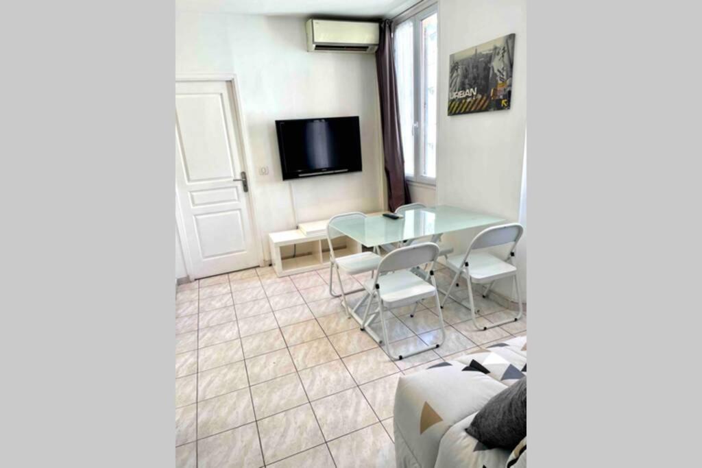 Bel Appartement - Hyper Centre - 2 Pieces คานส์ ภายนอก รูปภาพ